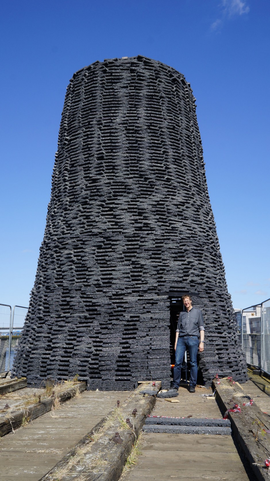 45. Wolfgang with the completed, 9m high Cone